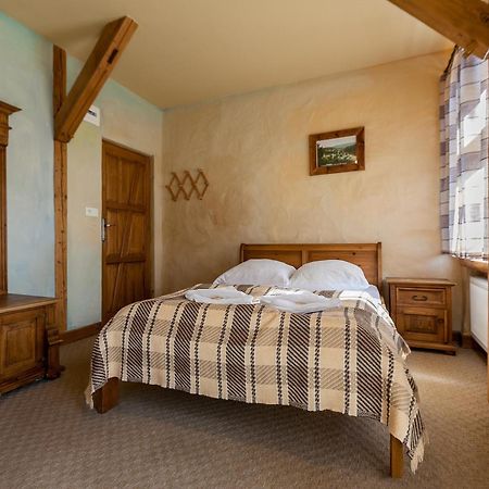 Gosciniec Pod Lipa Bed & Breakfast Шклярска Поремба Екстериор снимка