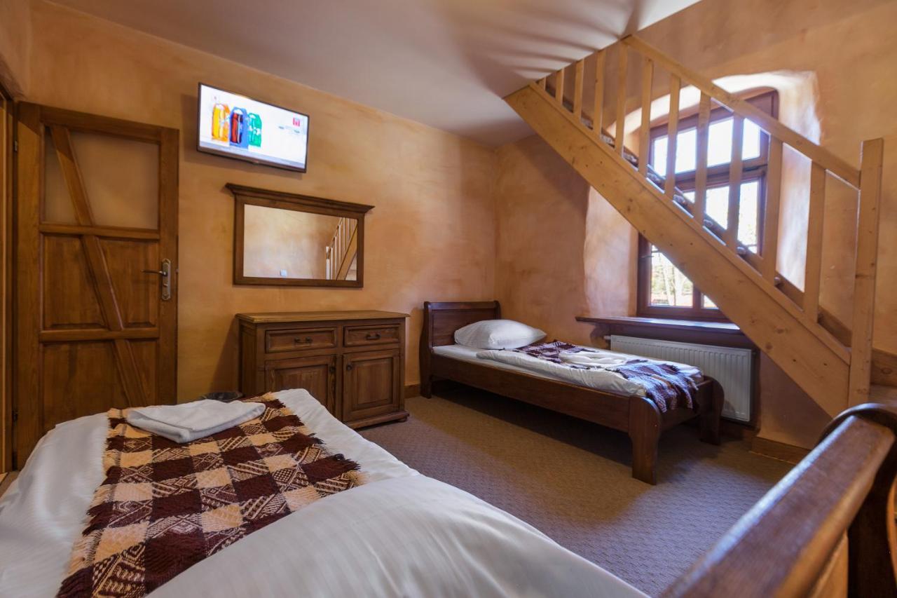 Gosciniec Pod Lipa Bed & Breakfast Шклярска Поремба Екстериор снимка