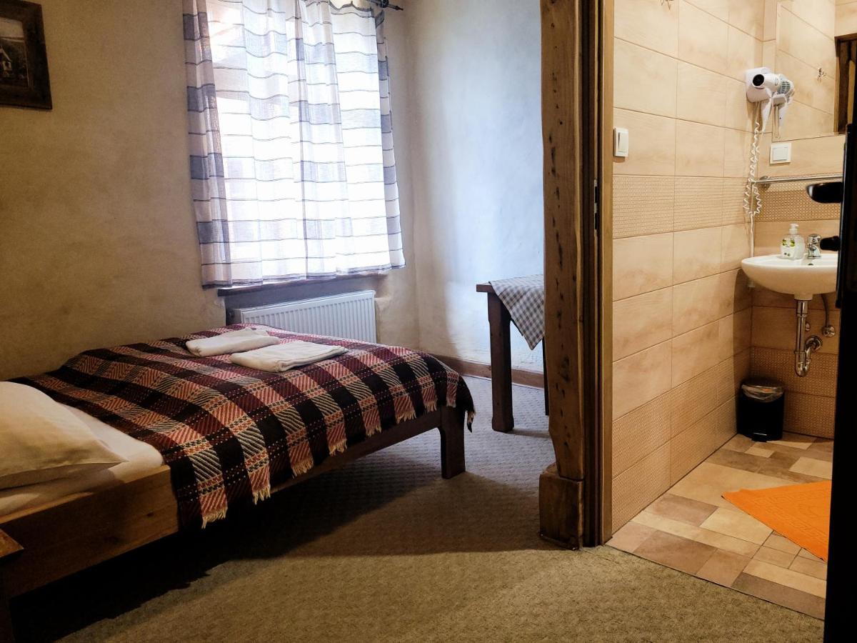 Gosciniec Pod Lipa Bed & Breakfast Шклярска Поремба Екстериор снимка