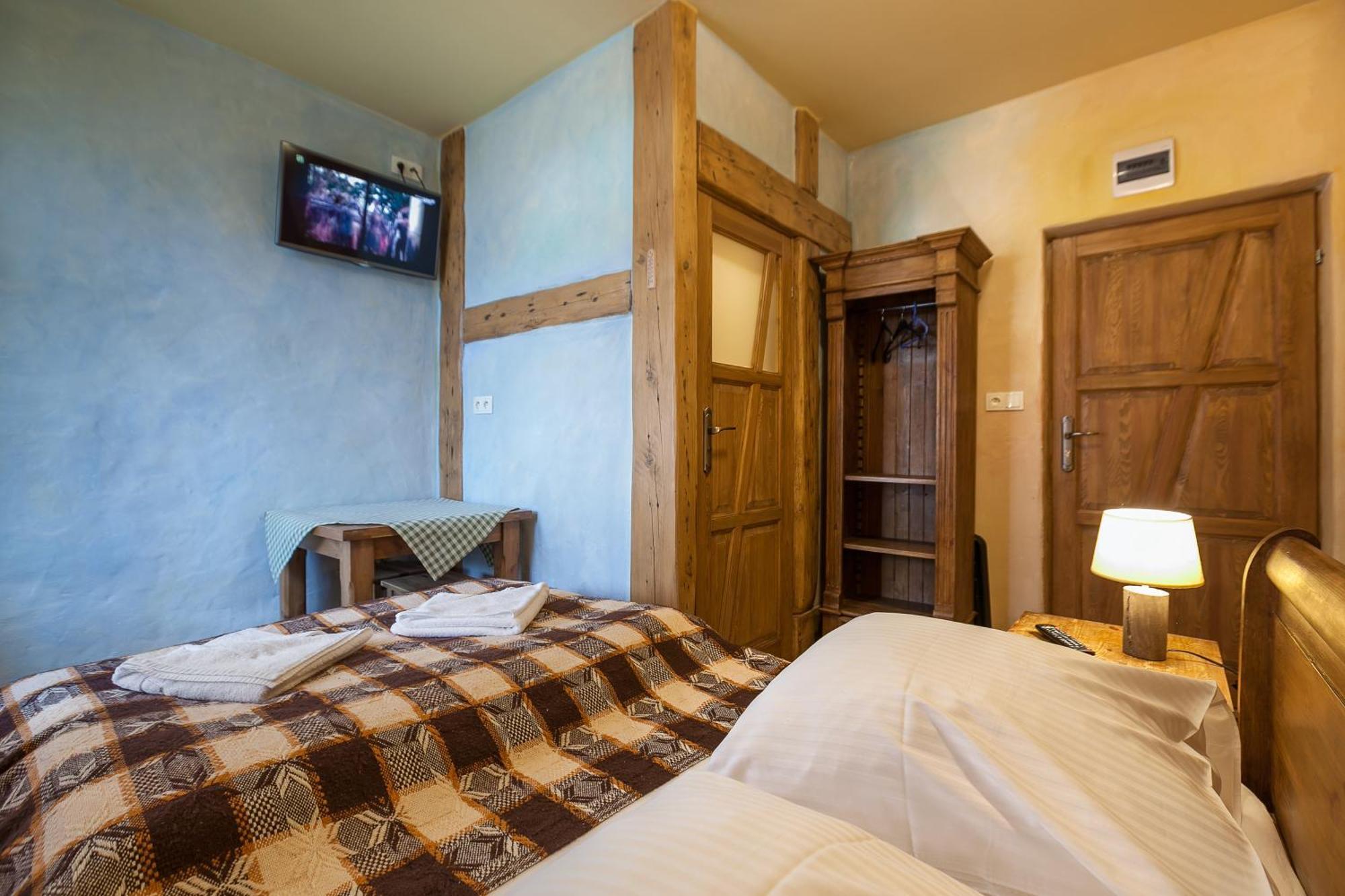 Gosciniec Pod Lipa Bed & Breakfast Шклярска Поремба Екстериор снимка